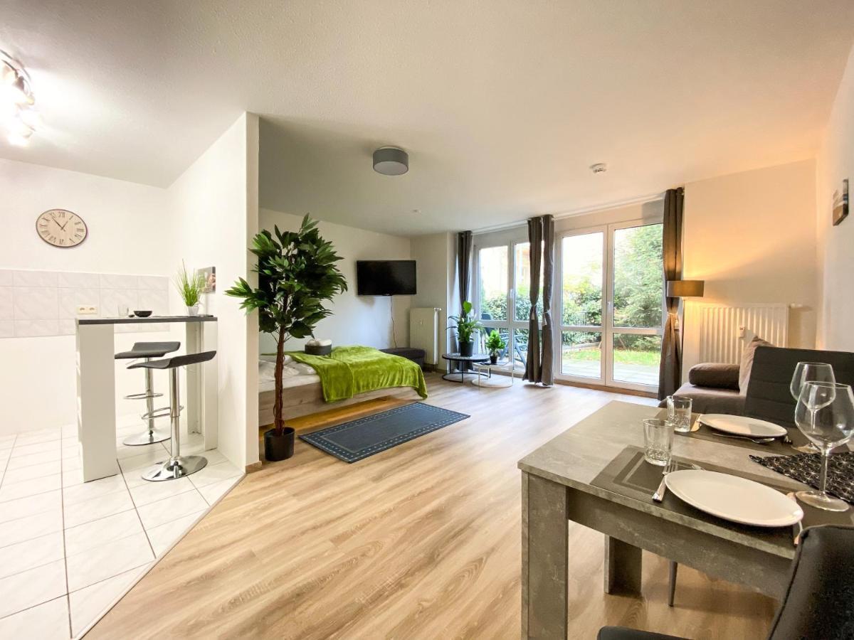 Wohlfuehl-Apartment Mit Kostenfreier Tiefgarage, Wifi & Terrasse لبسيا المظهر الخارجي الصورة