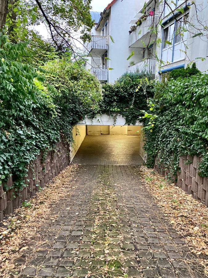 Wohlfuehl-Apartment Mit Kostenfreier Tiefgarage, Wifi & Terrasse لبسيا المظهر الخارجي الصورة