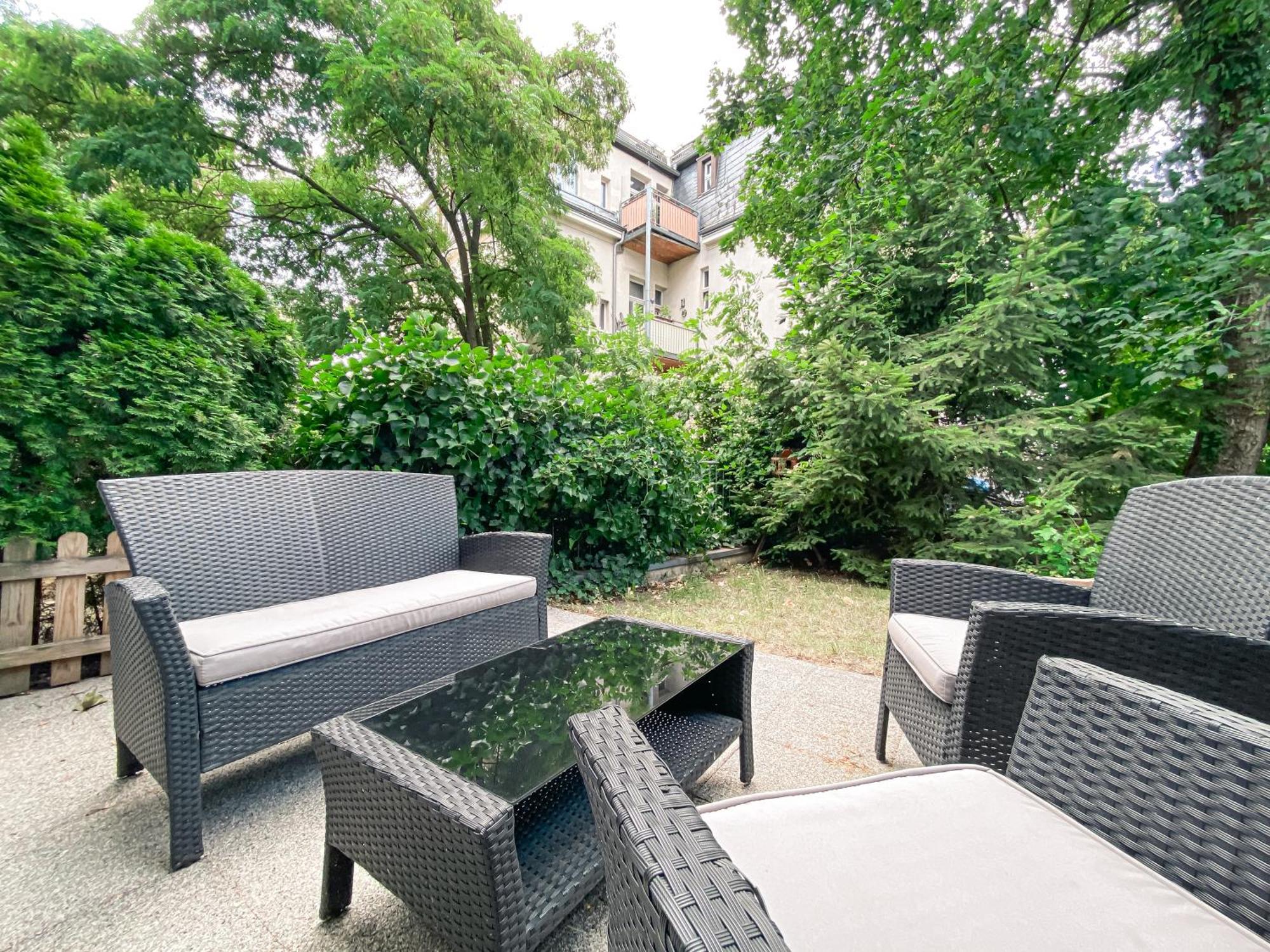Wohlfuehl-Apartment Mit Kostenfreier Tiefgarage, Wifi & Terrasse لبسيا المظهر الخارجي الصورة